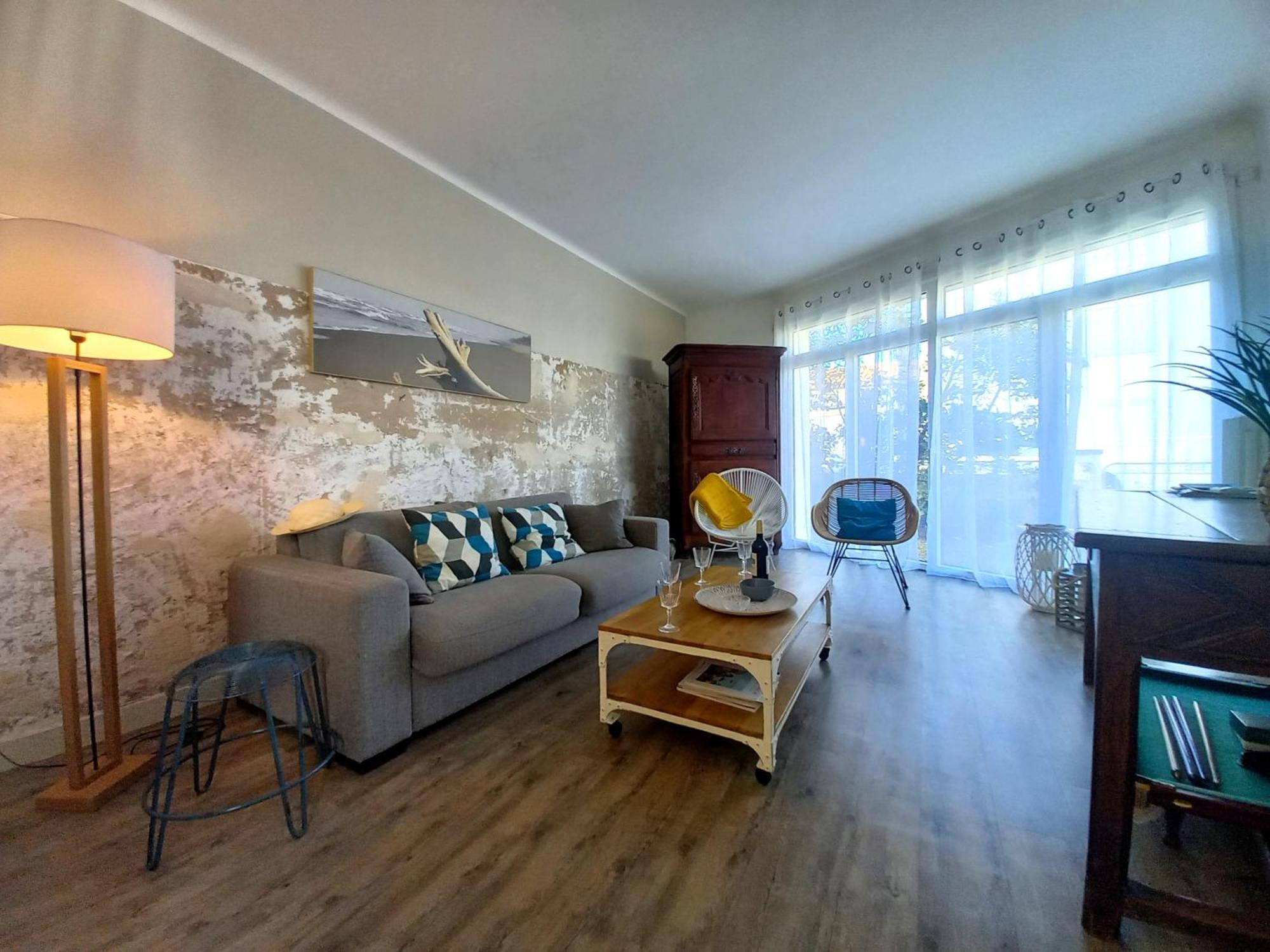 - Maison Des Annees 50 Renovee A Proximite De La De Foncillon Royan
