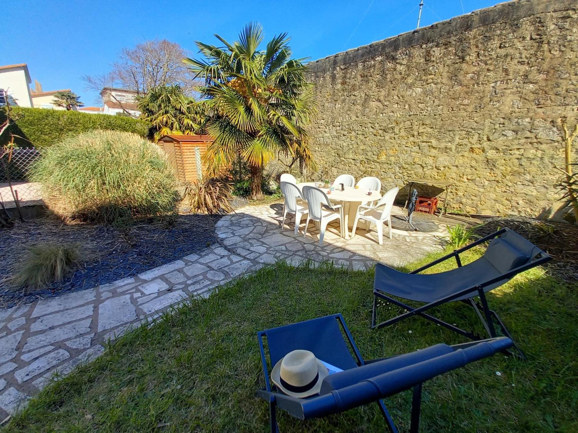- Maison Des Annees 50 Renovee A Proximite De La De Foncillon *