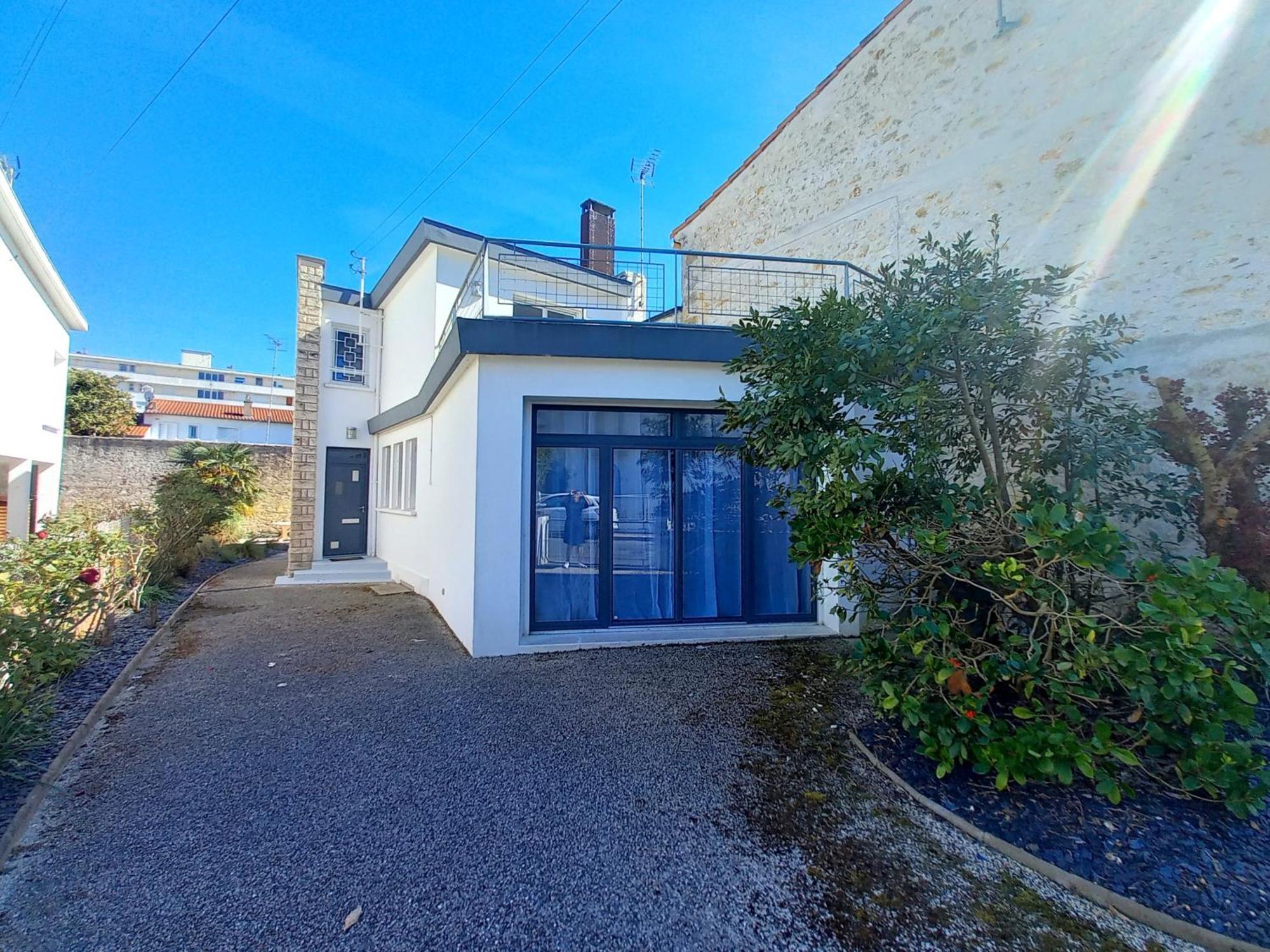 Villa - Maison Des Annees 50 Renovee A Proximite De La De Foncillon Royan